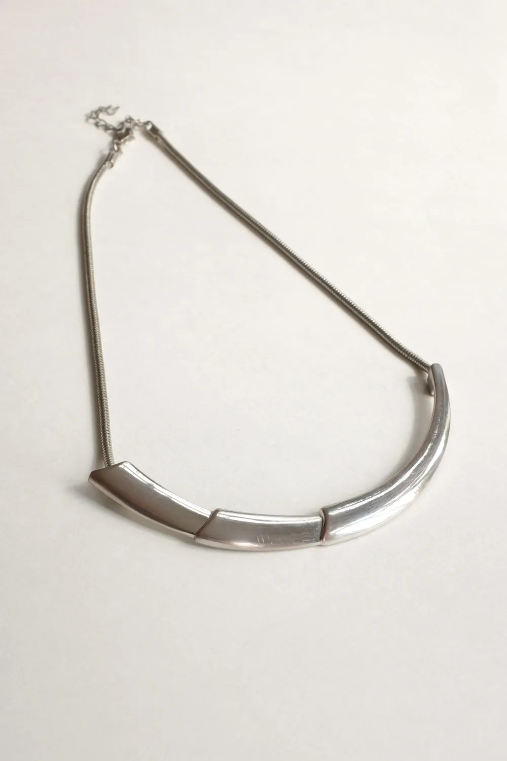 CLEAN CHOKER VINTAGE SILVER NECKLACE