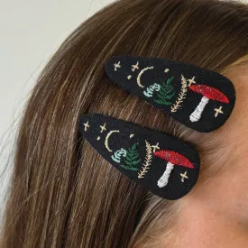 Forage Black Hairclips