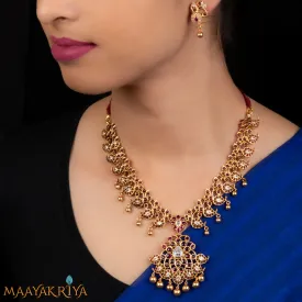 Gopika Kempu Mavu Necklace Set