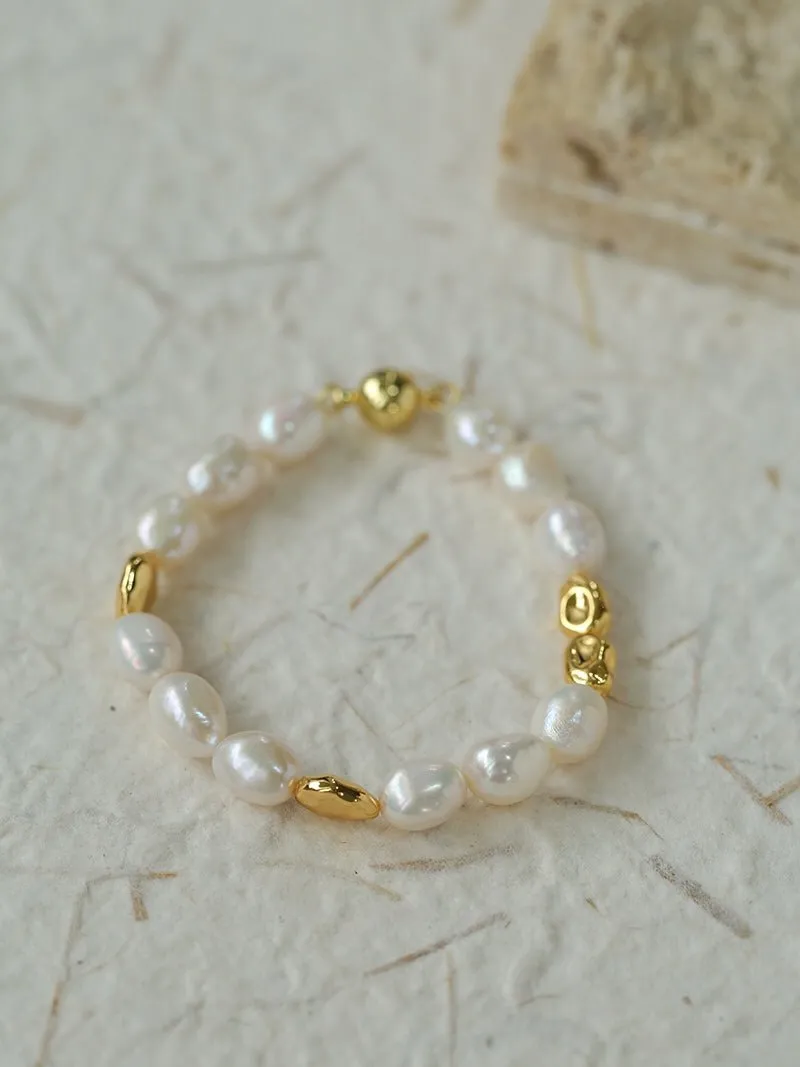 Irregular Metal and Pearl Magnetic Clasp Beaded Bracelet